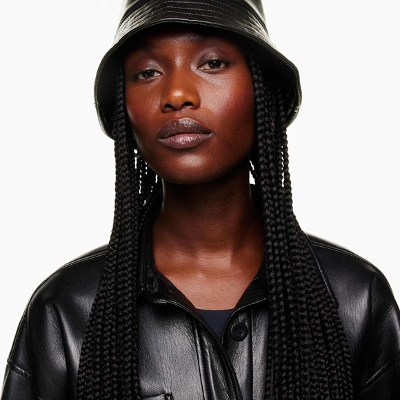 Aritzia Babaton Sandra Bucket Hat Vegan Leather Matte Pearl Size Small - Picture 2 of 8